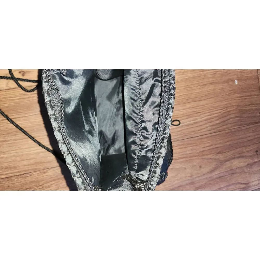 Wool Crossbody/ Backpack   - Picture 7 of 7